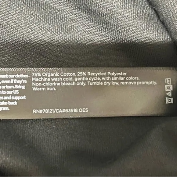 Eileen Fisher,SINFULLY SOFT Pull-Over
Velvety Top,Excellent Condition, Size S - Picture 7 of 11